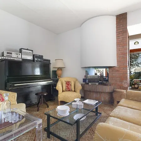 Villa Mary *