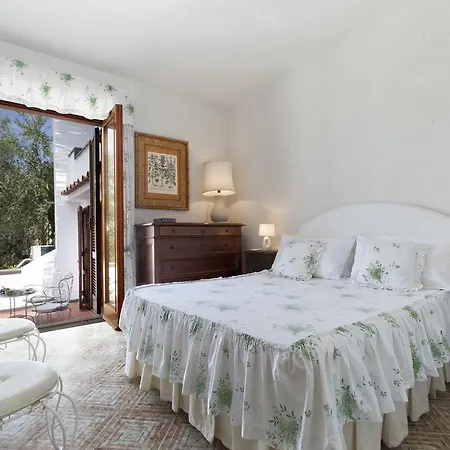 Mary Villa *