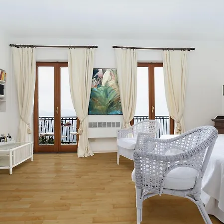 Villa Mary