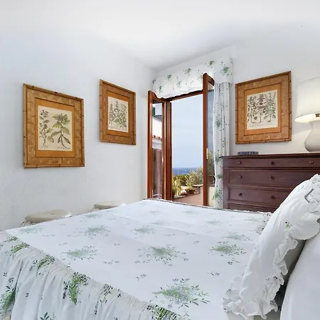 Mary Villa *